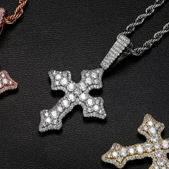Exquisiter Moissanit Cluster - Kreuz Anhänger - icrush - schmuck
