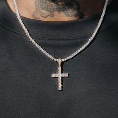 Iced Out Tennis - Kette mit goldenem Kreuz - icrush - schmuck