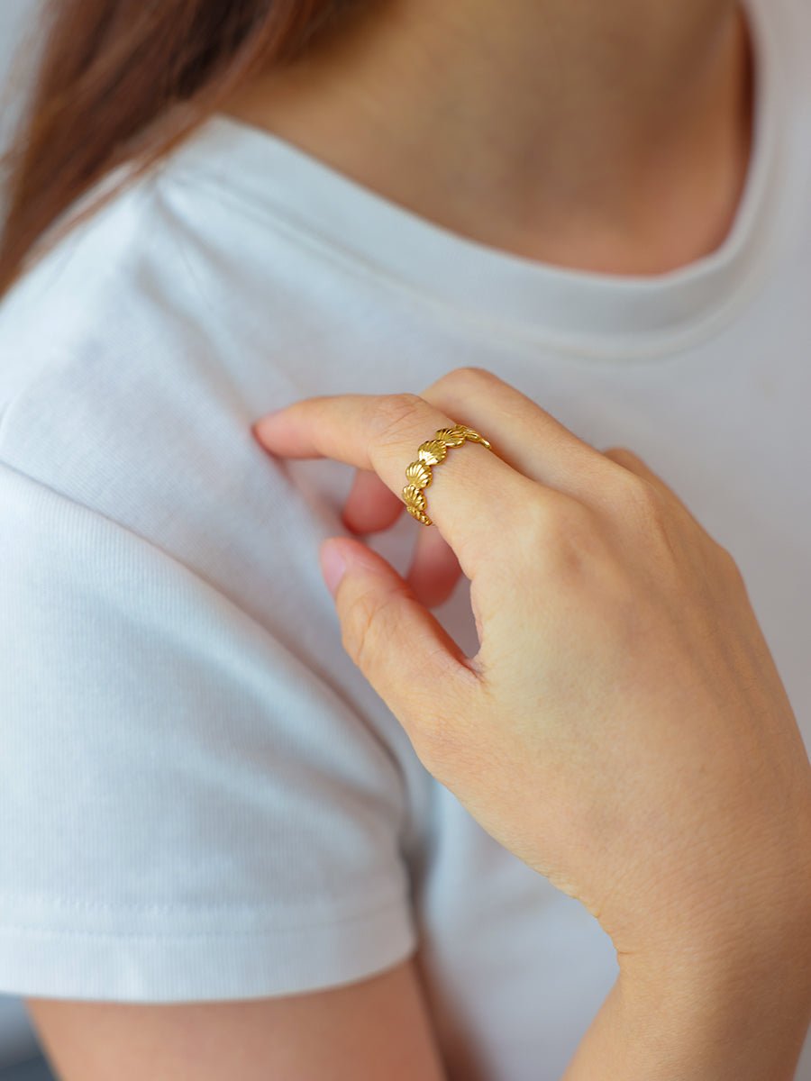 Shell Radiance Ring - icrush - schmuck