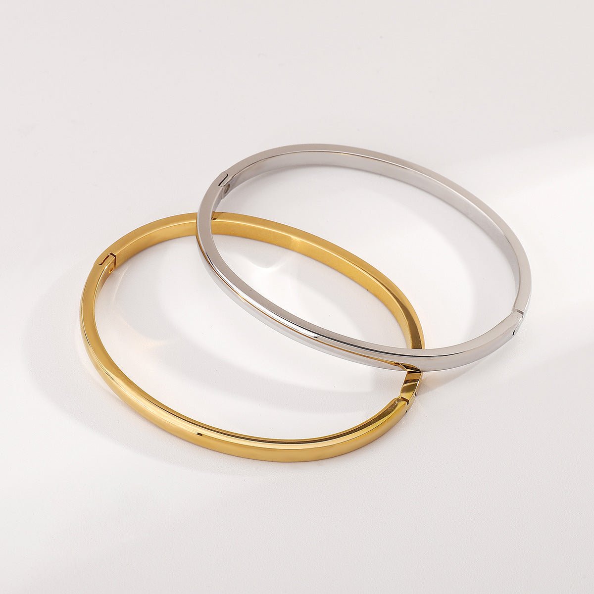 Simple Armcuff - icrush - schmuck