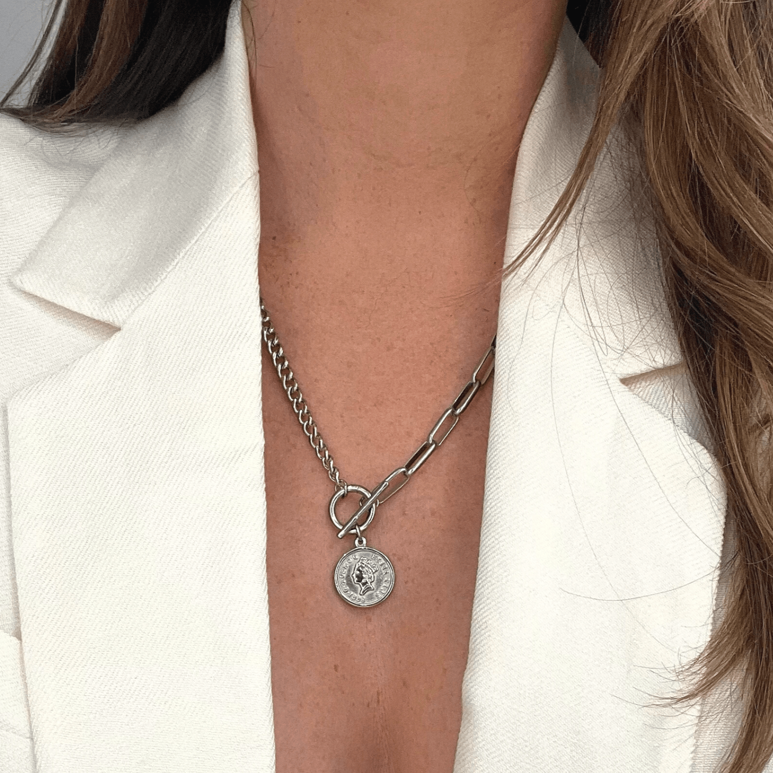 Stacie Toggle Chain Coin Kette Gold - icrush - schmuck